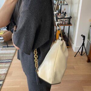 White/ cream leather shoulder bag